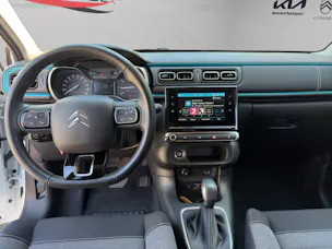 Citroën C3 1.2 PureTech Shine Automat / Rückfahrkamera / Einparkhilfe vorne + hinten / Totwinkel-Assistent / inkl. Winterräder