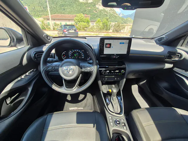 Toyota Yaris Cross 1.5 VVT-i HSD Premiere Edition AWD-i