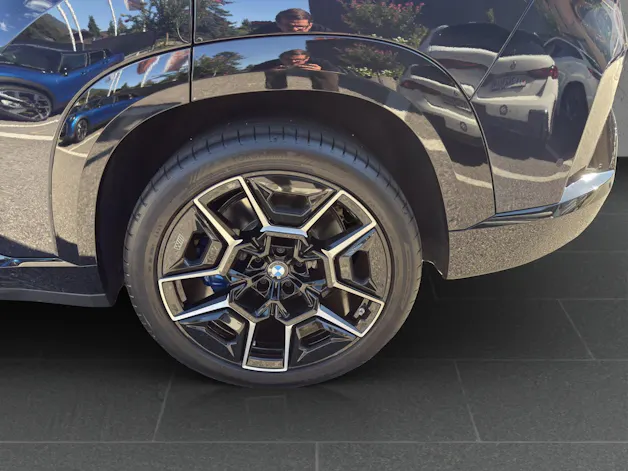 BMW XM Plug-in Hybrid