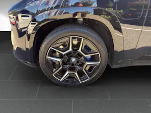 BMW XM Plug-in Hybrid