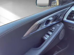 BMW XM Plug-in Hybrid