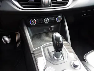 Alfa Romeo Stelvio 2.9 V6 Biturbo Q4 Quadrifoglio