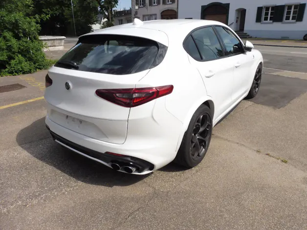 Alfa Romeo Stelvio 2.9 V6 Biturbo Q4 Quadrifoglio