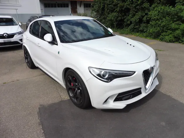 Alfa Romeo Stelvio 2.9 V6 Biturbo Q4 Quadrifoglio
