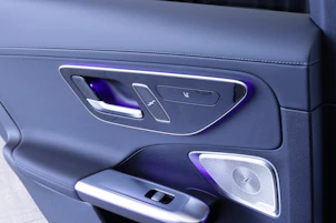 image du véhicule MERCEDES-BENZ C 220 d Swiss Star AMG Line 4matic Kombi