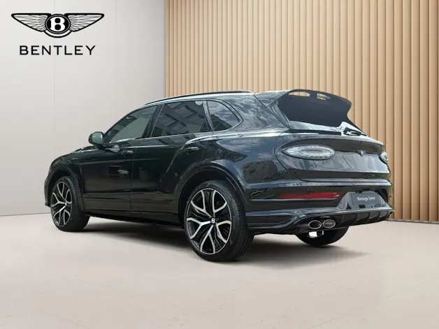 Bentley Bentayga Speed V8 650 PS MY 2027/ 1.9% Leasing möglich.