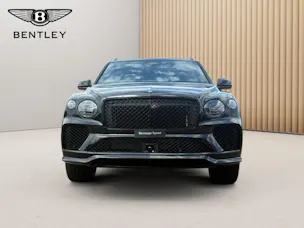 Bentley Bentayga Speed V8 650 PS MY 2027/ 1.9% Leasing möglich.