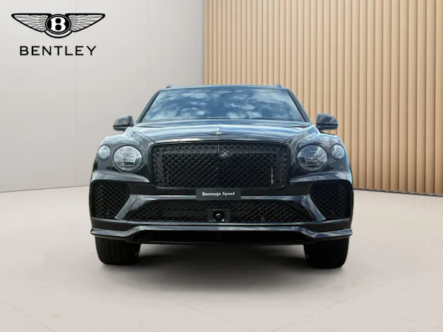 Bentley Bentayga Speed V8 650 PS MY 2027/ 1.9% Leasing möglich.