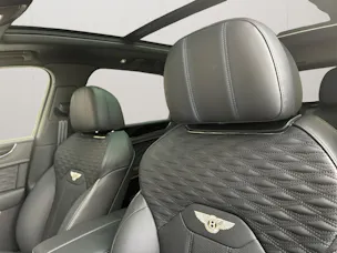 Bentley Bentayga Speed V8 650 PS MY 2027/ 1.9% Leasing möglich.