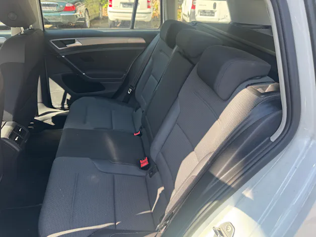 VW Golf Variant 1.2 TSI Comfort