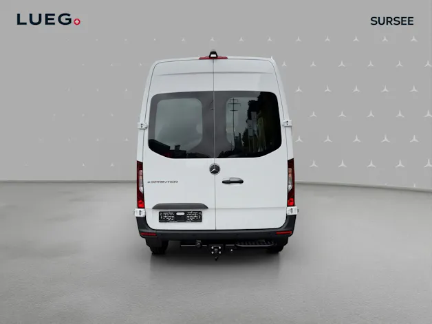 Mercedes-Benz MERCEDES-BENZ eSprinter 320 81kWh Standard Pro WORKER