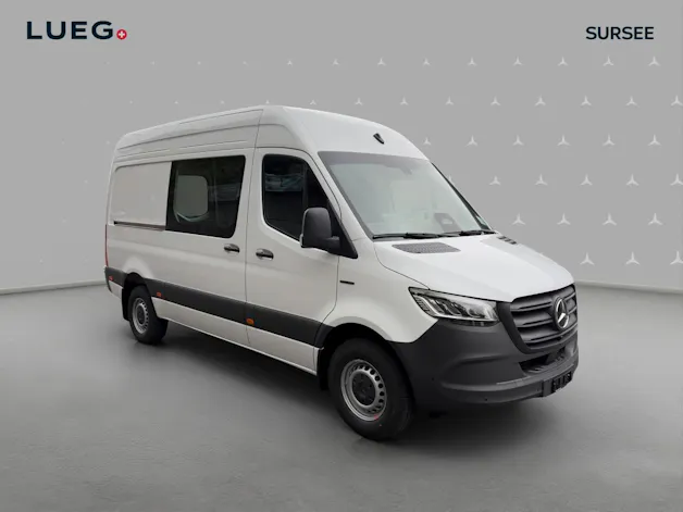 Mercedes-Benz MERCEDES-BENZ eSprinter 320 81kWh Standard Pro WORKER