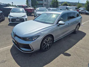 VW Passat Variant 1.5 TSI evo2 Plug-In- Hybrid R-Line DSG