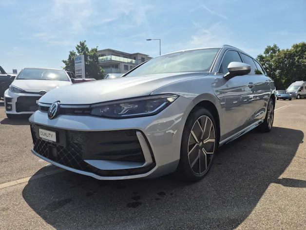 VW Passat Variant 1.5 TSI evo2 Plug-In- Hybrid R-Line DSG