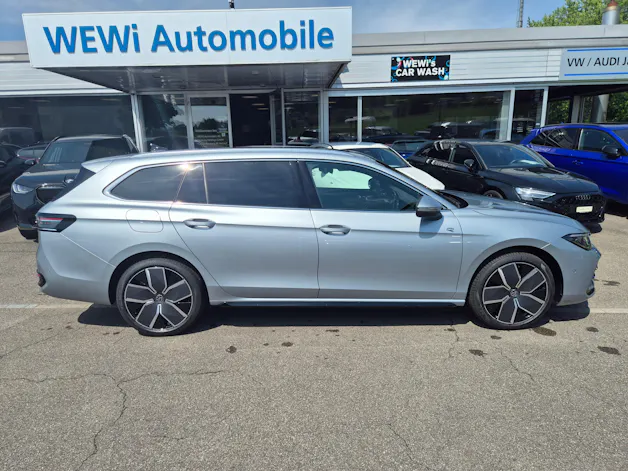 VW Passat Variant 1.5 TSI evo2 Plug-In- Hybrid R-Line DSG