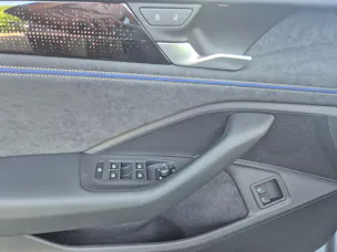 VW Passat Variant 1.5 TSI evo2 Plug-In- Hybrid R-Line DSG