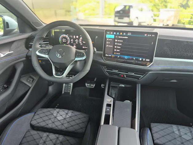 VW Passat Variant 1.5 TSI evo2 Plug-In- Hybrid R-Line DSG