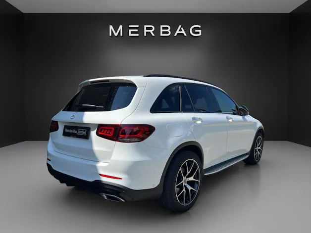 Mercedes-Benz GLC 200 AMG Line 4Matic 9G-Tronic