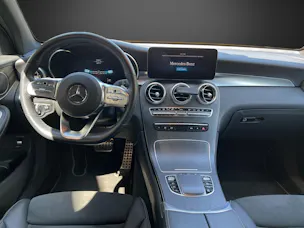 Mercedes-Benz GLC 200 AMG Line 4Matic 9G-Tronic