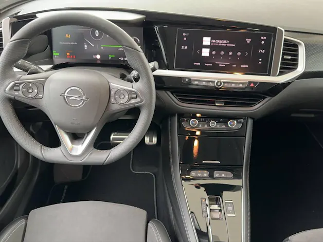 Opel Grandland 1.6 Hybrid4 GSe Automatik