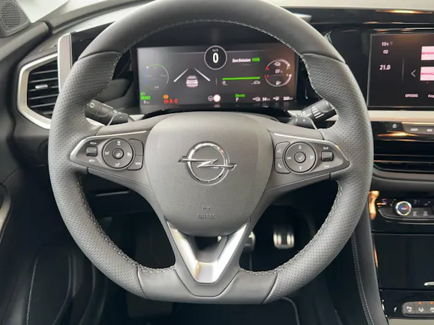 Opel Grandland 1.6 Hybrid4 GSe Automatik