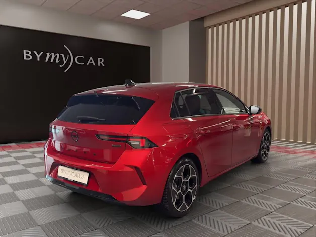 Opel Astra 1.6 PHEV Turbo Swiss Premium A