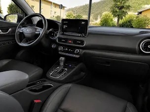 HYUNDAI Kona 1.6 GDi HEV Vertex DCT