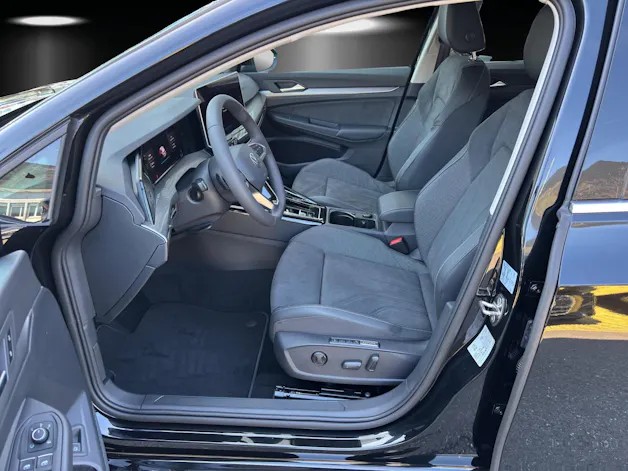 VW Golf 1.5 TSI PHEV Style
