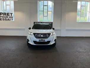 Peugeot 2008 1.2 PureTech GT EAT8