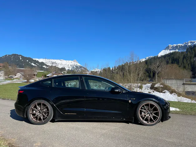 Tesla Model 3 Long Range Dual Motor AWD