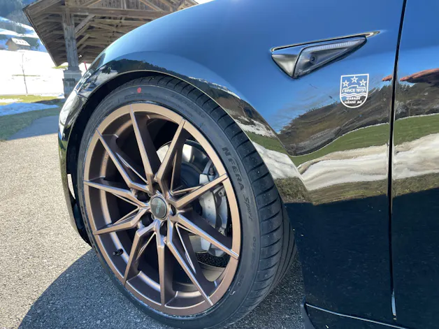 Tesla Model 3 Long Range Dual Motor AWD