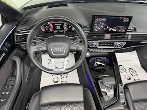 Audi S5 Cabriolet 3.0 TFSI Mythos Black Metallicquattro 354PS tiptronic / 360° Kamera / Head-Up-Display / B&O Sound / S-Sportsitze /