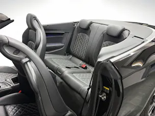 Audi S5 Cabriolet 3.0 TFSI Mythos Black Metallicquattro 354PS tiptronic / 360° Kamera / Head-Up-Display / B&O Sound / S-Sportsitze /