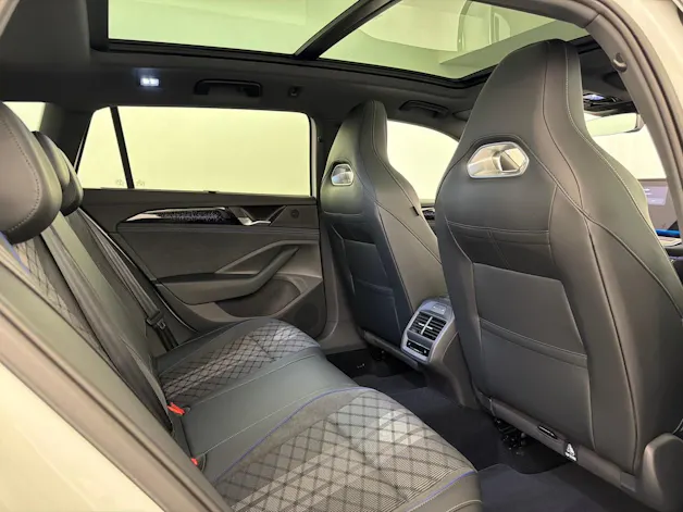 VW Passat 1.5TSI PHEV R-Line