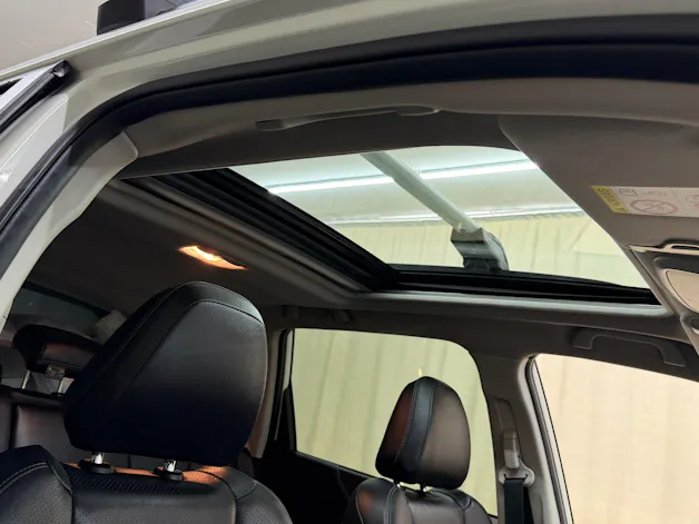 Subaru Forester 2.0i e-Boxer Luxury Lineartronic
