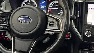 Subaru Forester 2.0i e-Boxer Luxury Lineartronic