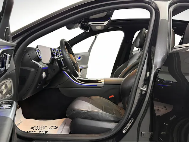 Mercedes-Benz C 300 Grafitgrey 258PS 4Matic AMG Line / Panoramadach / 360° Kamera / Leder / Head-Up-Display /