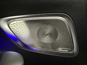 Mercedes-Benz C 300 Grafitgrey 258PS 4Matic AMG Line / Panoramadach / 360° Kamera / Leder / Head-Up-Display /