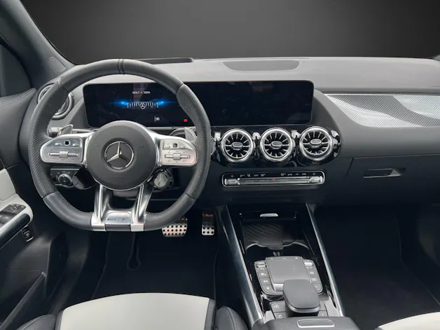 Mercedes-Benz GLA 35 AMG 4Matic 8G-Speedshift DCT