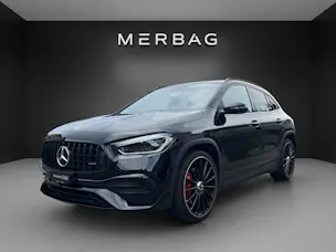 Mercedes-Benz GLA 35 AMG 4Matic 8G-Speedshift DCT
