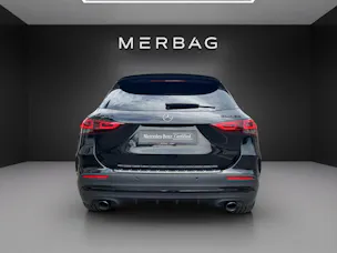 Mercedes-Benz GLA 35 AMG 4Matic 8G-Speedshift DCT