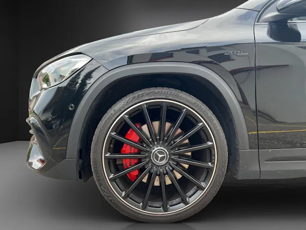 Mercedes-Benz GLA 35 AMG 4Matic 8G-Speedshift DCT