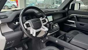 Land Rover Defender 90 3.0D I6 250 SE AT8