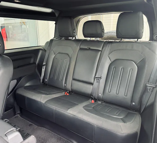 Land Rover Defender 90 3.0D I6 250 SE AT8