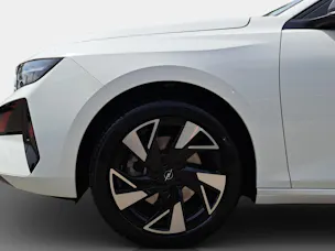 Opel Astra 1.2T/136 GS Hybrid
