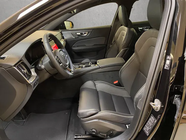 Volvo V60 2.0 T6 TE Ultra Dark eAWD