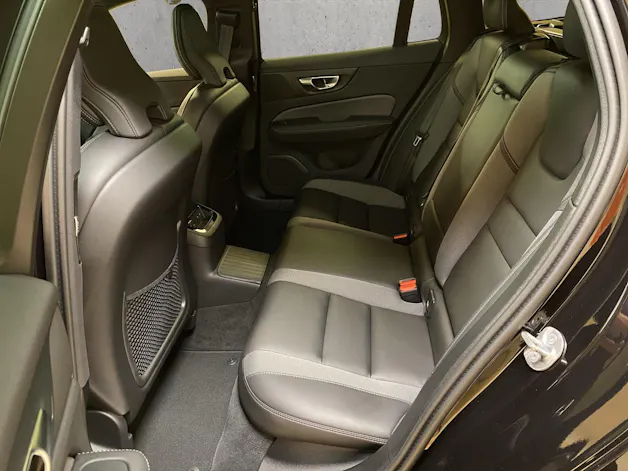 VOLVO V60 2.0 T6 TE Ultra Dark eAWD