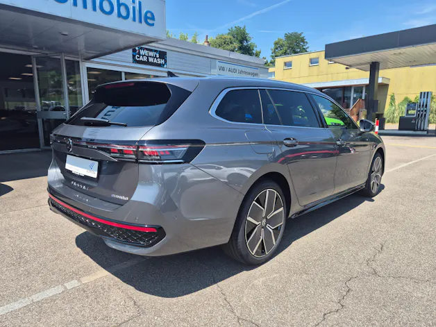VW Passat Variant 1.5 TSI evo2 Plug-In- Hybrid R-Line DSG