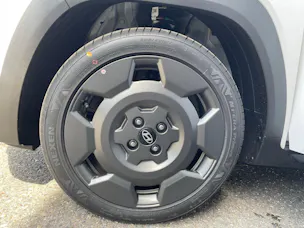 Hyundai Inster 49kWh Vertex Cross