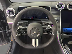 Mercedes-Benz GLC 300 4M - AMG / 360 Grad Kamera / Panorama-Dach / AHK